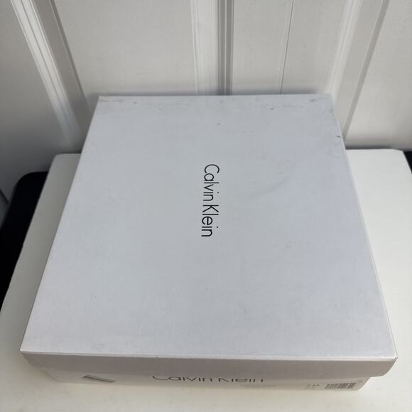 Calvin Klein Melinda Patent Leather Ankle Lace Up Boots US 7 M Black NWB - Picture 12 of 12